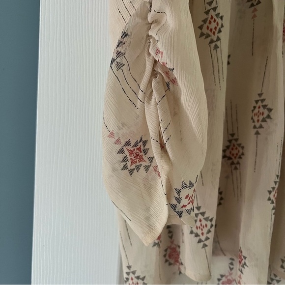 Torrid 3/4 Sleeve Blouse 2X - Picture 3 of 9